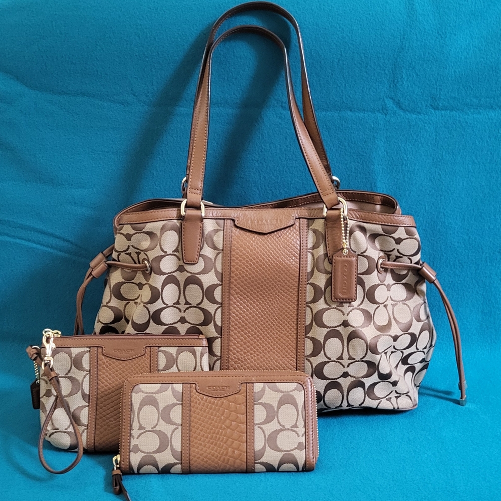 Rare Coach Devin Signature Set